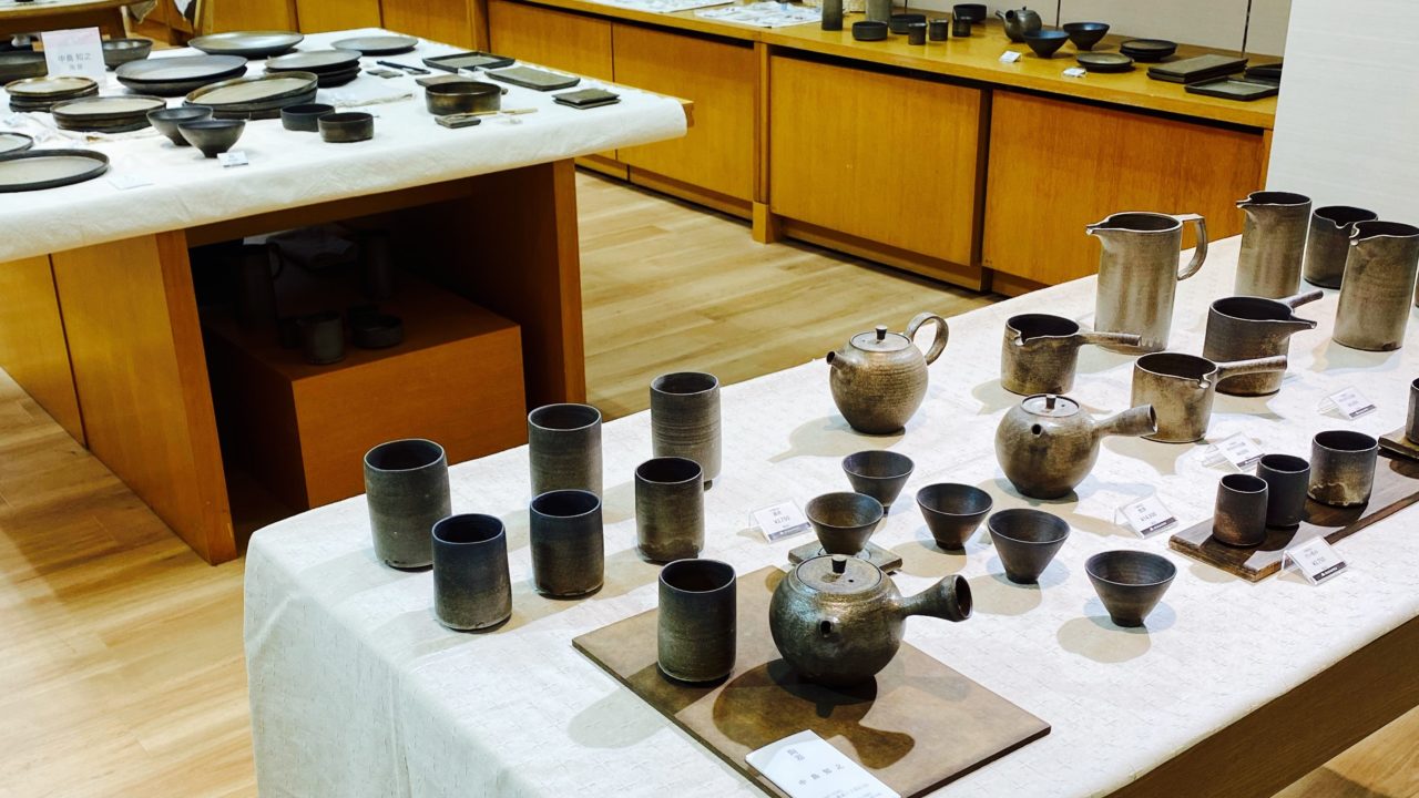 小樽の陶芸作家・中島知之さんの器の魅力～コーヒーカップから花瓶まで